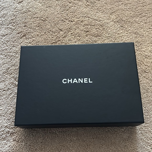 Chanel box 10in x 7in x 2 1/2in - Picture 2 of 2